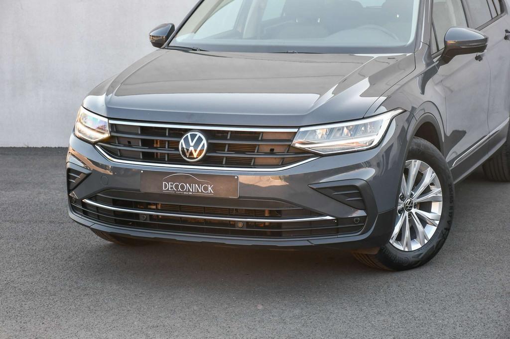 Volkswagen Tiguan Tiguan 1.5 TSI Life *LED*CAMERA*ACC*LANE A, Argent ou Gris, Achat, Entreprise, Boîte manuelle