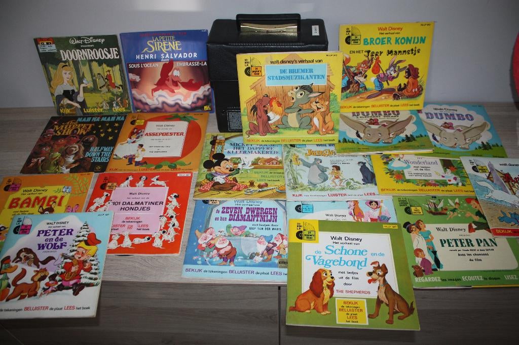 Koffertje vol met Disney Singles , getest ,zeer mooie staat, Ophalen of Verzenden, Overige figuren, Gebruikt, Overige typen