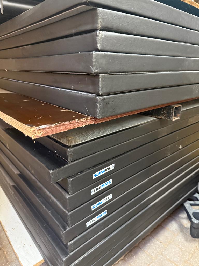 judo matten, Sport en Fitness, Ophalen, Zo goed als nieuw, Judo, Vechtsportmaterialen