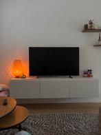 Witte tv kast ikea, Huis en Inrichting, Kasten |Televisiemeubels, Ophalen, 150 tot 200 cm, Zo goed als nieuw, Minder dan 100 cm