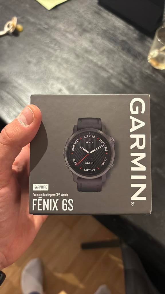 Garmin fenix 6S Sapphire, Étanche, Enlèvement, Utilisé, Noir