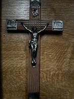 2 kruisbeelden, Verzamelen, Ophalen, Zo goed als nieuw