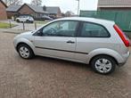 Ford fiesta 1.3i 84dkm gekeurd voor verkoop, Auto's, Particulier, Fiësta, Zilver of Grijs, 1300 cc