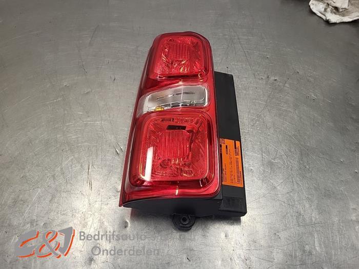 Feu arrière gauche d'un Peugeot Expert, Autos : Pièces & Accessoires, Éclairage, Peugeot, Utilisé, 3 mois de garantie, Enlèvement ou Envoi