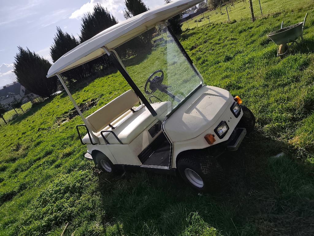 Voiturette Clubcar electrique 4 places, Motos, Enlèvement