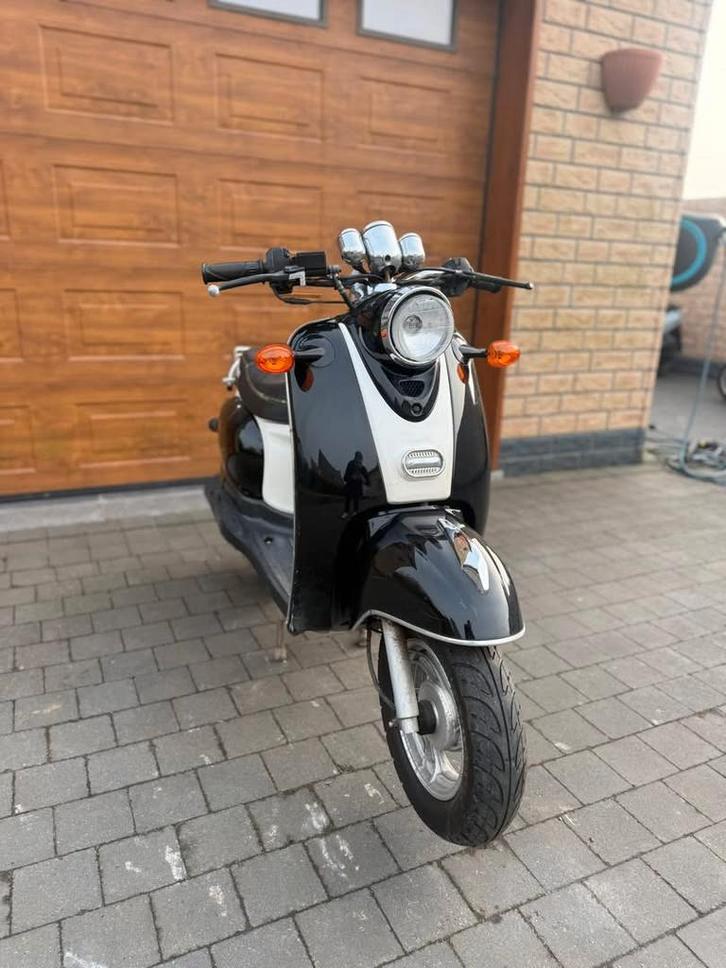 AGM Flash – A-klasse – 7500 km, Fietsen en Brommers, Scooters | Overige merken, Zo goed als nieuw, Ophalen