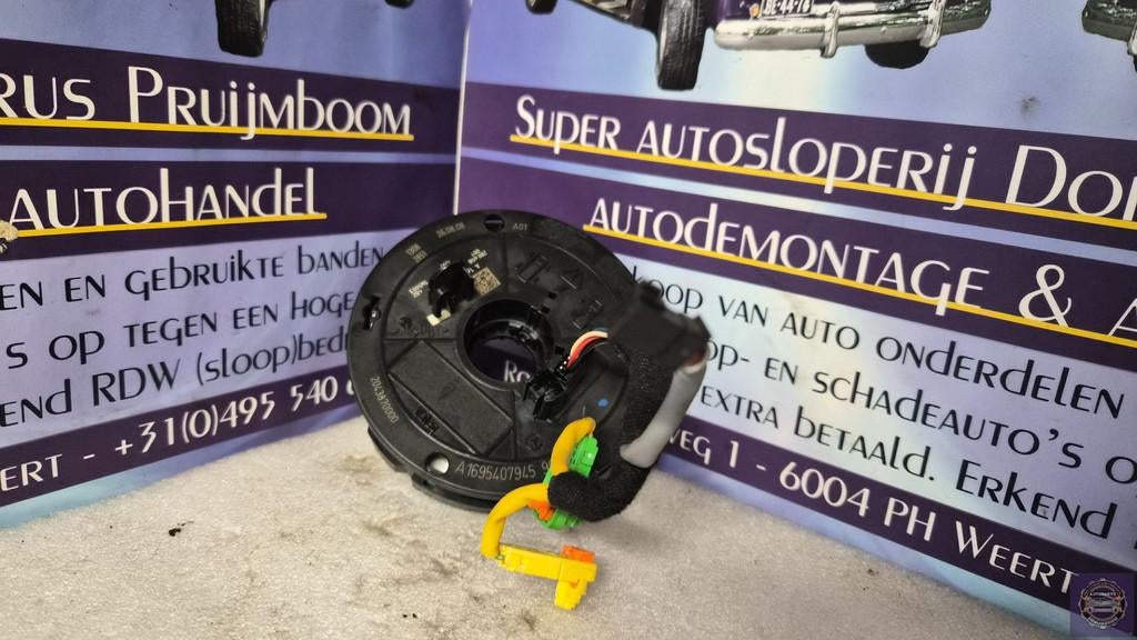 Anneaux d'airbag Mercedes-Benz B (W245) A1694641218, Mercedes-Benz AG, Mercedes-Benz, Utilisé, Mercedesstrasse 120
70372  Stuttgart, DE