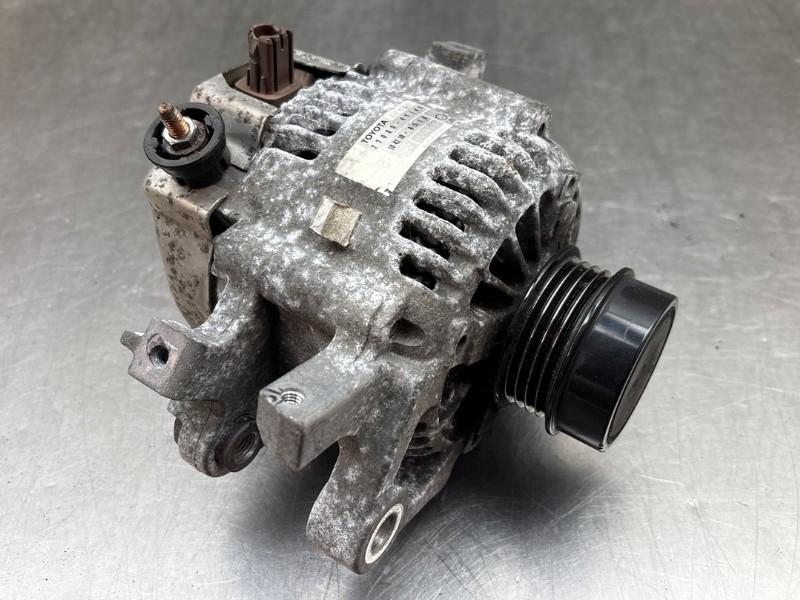 ALTERNATEUR V-Snaar Toyota Verso S (|2706047140|), Autos : Pièces & Accessoires, Kundenbetreuung@toyota.de, Toyota, Utilisé, Toyota-Allee 2
50858  Köln, DE