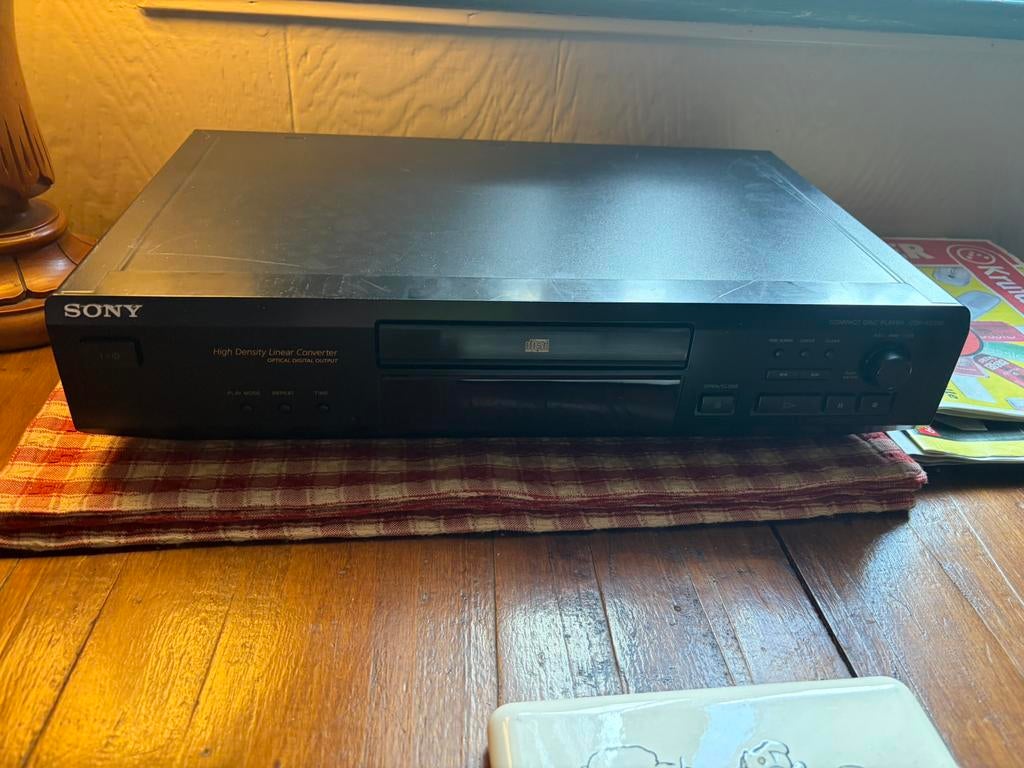 Sony cd speler, Audio, Tv en Foto, Cd-spelers, Ophalen of Verzenden, Zo goed als nieuw, Sony