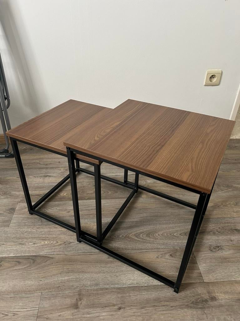 Bijzettafeltjes bruin, Ophalen, Zo goed als nieuw