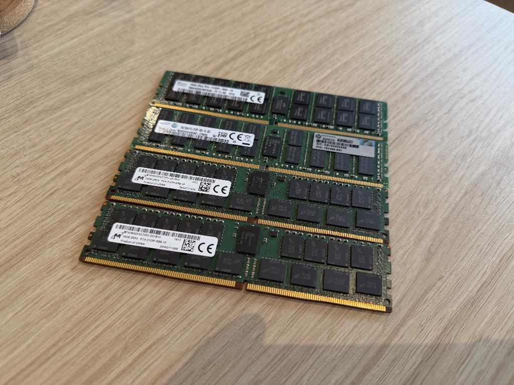 4x 16GB DDR4 RAM, Computers en Software, RAM geheugen, Server, DDR4, Ophalen of Verzenden, Zo goed als nieuw