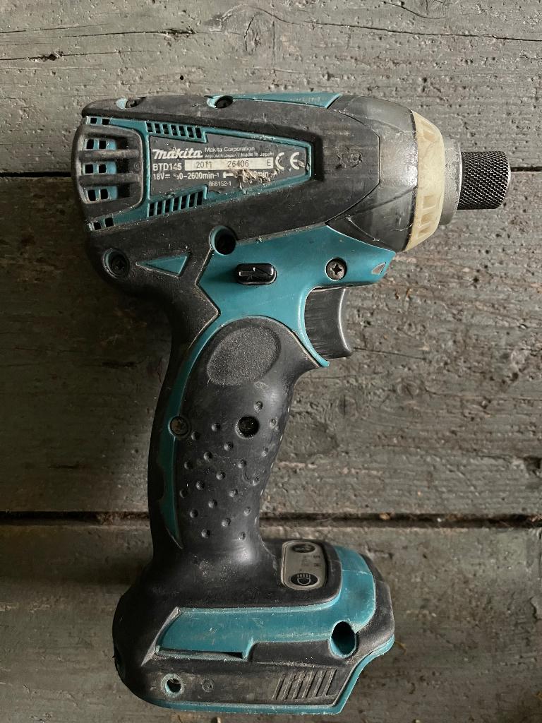 Makita vijsmachine btd145 exclusief batterij, Ophalen, Gebruikt