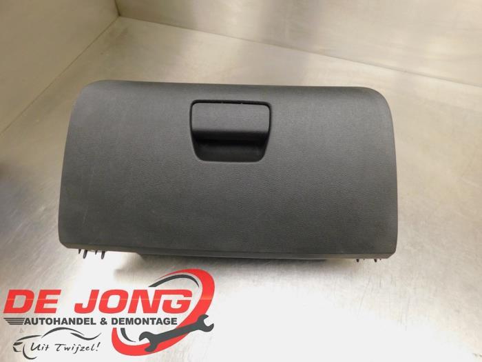 Boîte à gants d'un Opel Karl, Autos : Pièces & Accessoires, Tableau de bord & Interrupteurs, Opel, Utilisé, 3 mois de garantie