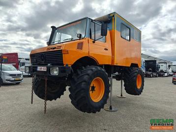 Mercedes-Benz Unimog 1300L 4x4 Handgeschakeld - GeslotenBak  beschikbaar voor biedingen
