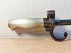 Lebel 1886 Franse bajonet met schede - 100€, Verzamelen, Verzenden, Landmacht