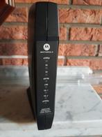 Motorola SBV5120E VoIP kabel modem, Computers en Software, Routers en Modems, Ophalen of Verzenden, Zo goed als nieuw, Router met modem