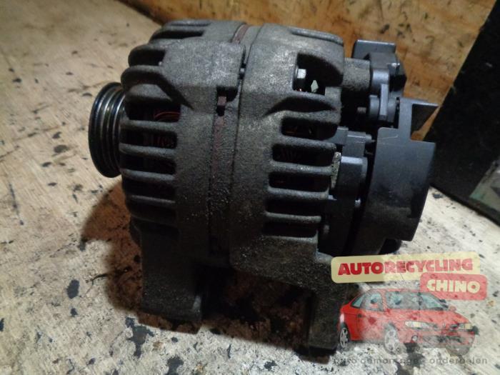 Dynamo van een Opel Corsa, Auto-onderdelen, Motor en Toebehoren, Opel, Gebruikt, 3 maanden garantie, Ophalen of Verzenden
