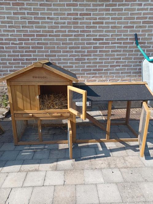 Konijnenhok van Sweeek, Dieren en Toebehoren, Knaagdieren en Konijnen | Hokken en Kooien, Zo goed als nieuw, Hok, 60 tot 90 cm