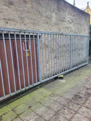 Galva poort, Doe-het-zelf en Bouw, Metalen, Ophalen, Zo goed als nieuw, IJzer