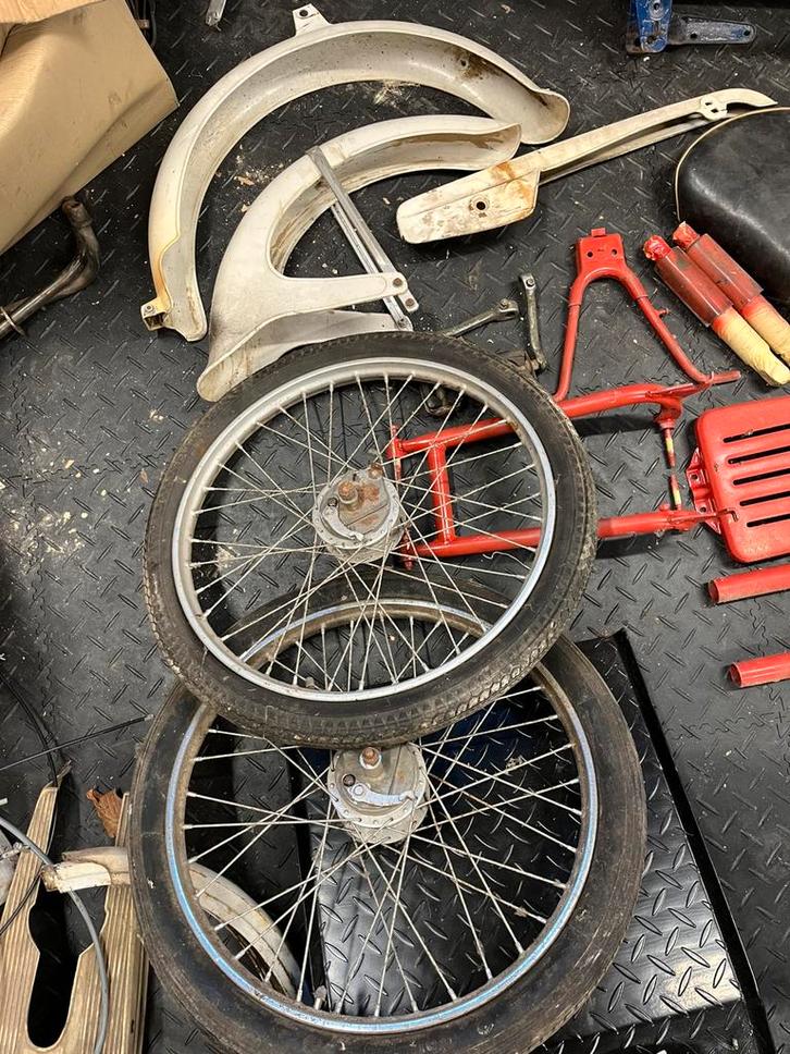 Honda pc50 onderdelen, Fietsen en Brommers, Brommeronderdelen | Oldtimers, Gebruikt, Koplamp, Ophalen of Verzenden