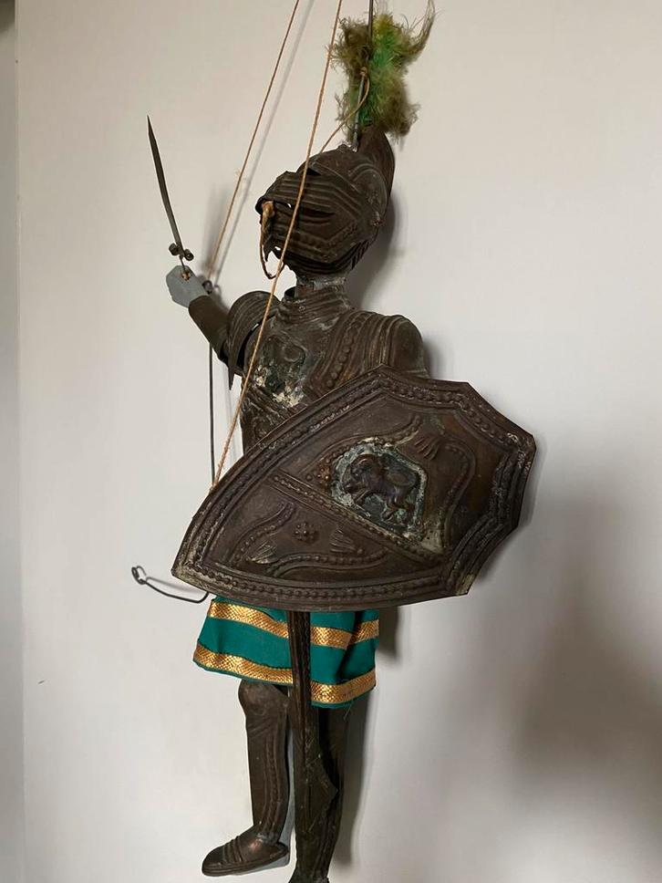 Marionet De Leeuw van Vlaanderen, Toone, Antiek en Kunst, Antiek | Speelgoed, Ophalen of Verzenden