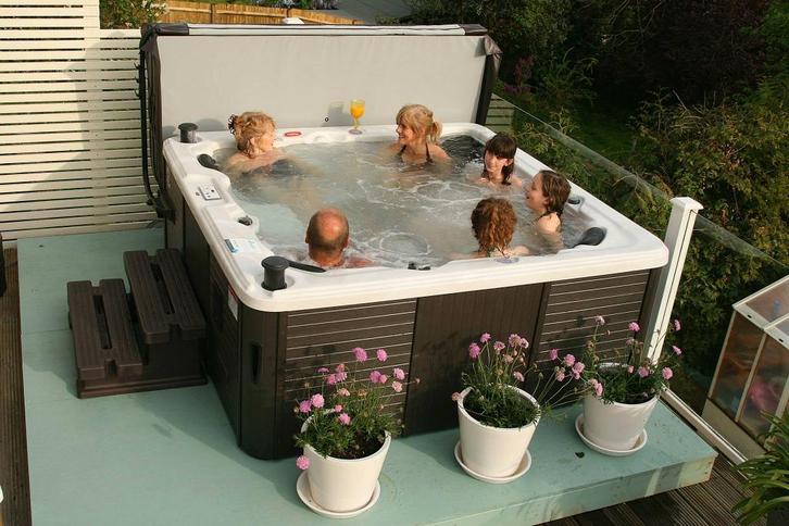 Wellness thuis💦spagarage💦jacuzzi beste prijskwaliteit, Sport en Fitness, Gezondheidsproducten en Wellness, Nieuw, Ophalen