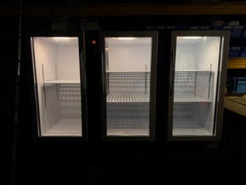 glasdeurfrigo 3-deurs beschikbaar voor biedingen