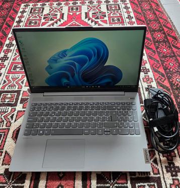 Lenovo Laptop  beschikbaar voor biedingen