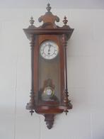 oude houten wandklok, Ophalen