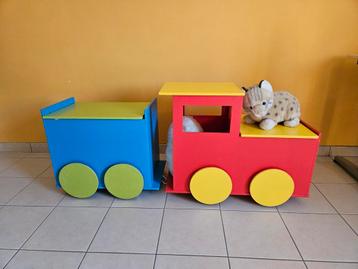 Houten trein opbergbox rijdt kinderkamer hip trendy beschikbaar voor biedingen