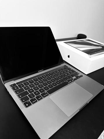 MacBook Pro 13" M2 (2022) 256 GB SSD — Uitstekende staat beschikbaar voor biedingen