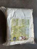 Couette 4 saisons 140x200 cm (neuve), Maison & Meubles, Neuf, Housse de couette, Une personne, Enlèvement