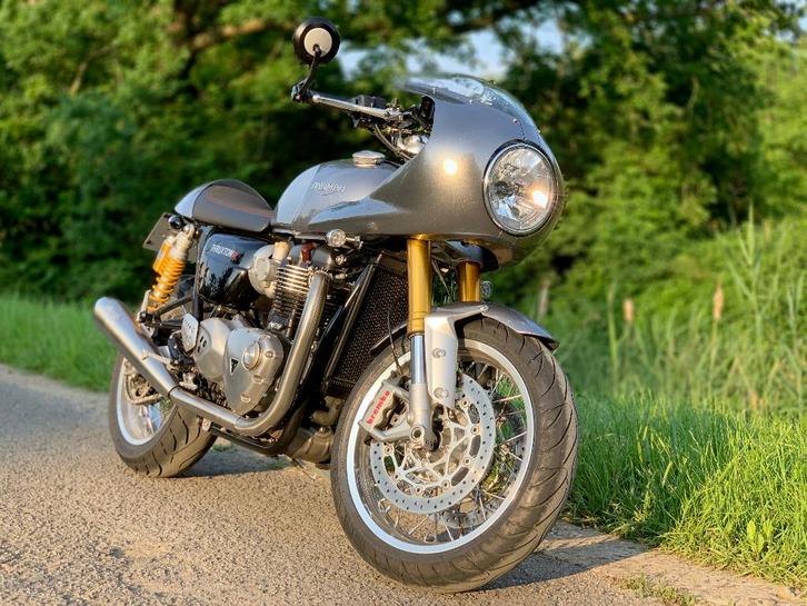 Triumph Thruxton 1200 R, Motos, Motos | Triumph, Particulier, Autre, plus de 35 kW, 2 cylindres, Permis Moto A, ABS, Poignées chauffantes