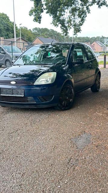 FORD FIESTA PETROL 2005 avec CT, Autos, Ford, Achat, Particulier, Fiësta, Essence