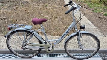 Grote Duits fiets alu City Star, voor groei 1.m 60 tot 2 m beschikbaar voor biedingen