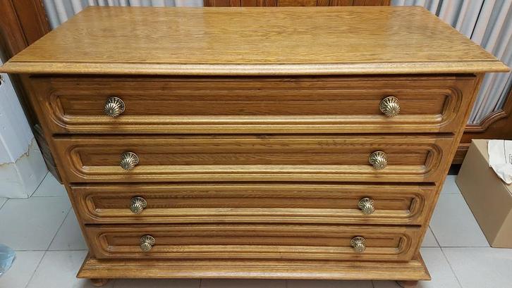 Mooie, oude commode in zeer goede staat., Huis en Inrichting, Kasten | Ladekasten, Zo goed als nieuw, Minder dan 100 cm, 100 tot 150 cm