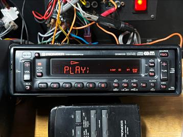 Pioneer KEH-M8500RDS + CDX-M40 beschikbaar voor biedingen