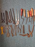 Oud werkmateriaal, Ophalen