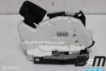 Portierslot rechts VW Golf 6 5K1837016D beschikbaar voor biedingen