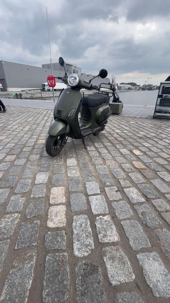 Gts toscana exlusive 2023, Fietsen en Brommers, Scooters | Overige merken, Gebruikt, Klasse A (25 km/u), Benzine, Ophalen of Verzenden