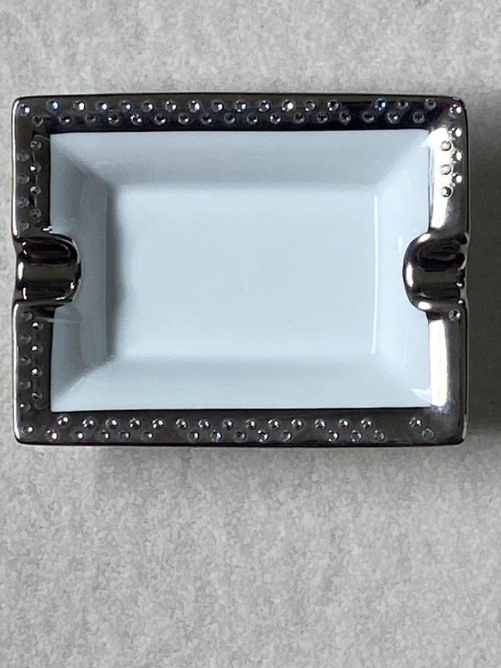 Exclusief Monaco luxe porselein met 89 Swarovski kristallen, Antiek en Kunst, Antiek | Glaswerk en Kristal, Ophalen