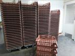 65 broodkratten, bakkers bakken, stapel kratten, Ophalen