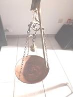 Antieke  koperen bascule, Enlèvement, Utilisé