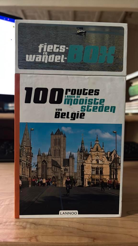 Fiets- en wandelbox - De mooiste steden van België, Boeken, Reisgidsen, Zo goed als nieuw, Fiets- of Wandelgids, Benelux, Ophalen of Verzenden