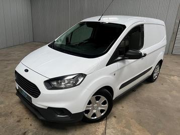 Ford Transit Courier 1.5 TDCi Trend Navi PDC *€ 6.800 NETTO disponible aux enchères