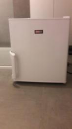 Mini diepvriezer wit Zanussi, Minder dan 85 cm, Minder dan 60 cm, Zo goed als nieuw, Vrijstaand