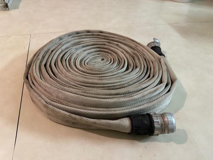 Brandslang DSP40 wit plat oprolbaar 30m, Doe-het-zelf en Bouw, Overige Doe-Het-Zelf en Bouw, Gebruikt, Ophalen