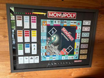 Uniek ingekaderd Monoply spel beschikbaar voor biedingen