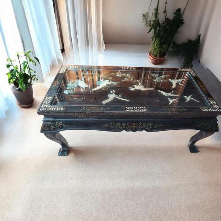Prachtige Aziatische tafel, Huis en Inrichting, Tafels | Salontafels, Zo goed als nieuw, Rond, Glas, Ophalen of Verzenden