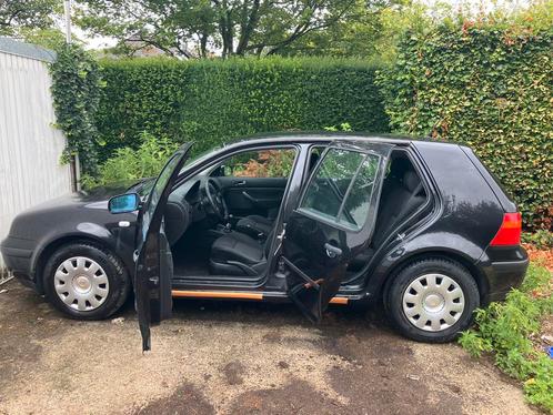 Golf zwart, Auto's, Volkswagen, Particulier, Golf, Benzine, Euro 4, 5 deurs, Handgeschakeld, Zwart, Stof, Ophalen